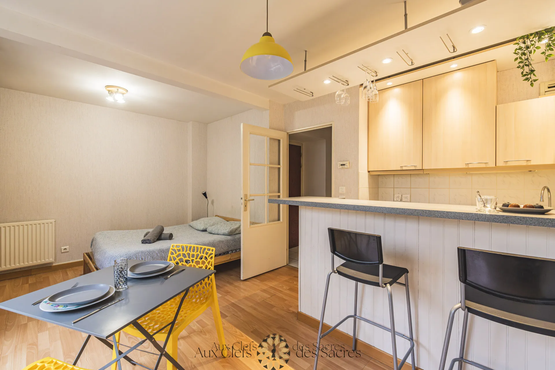 À vendre : Grand studio avec terrasse à Reims secteur Moissons 