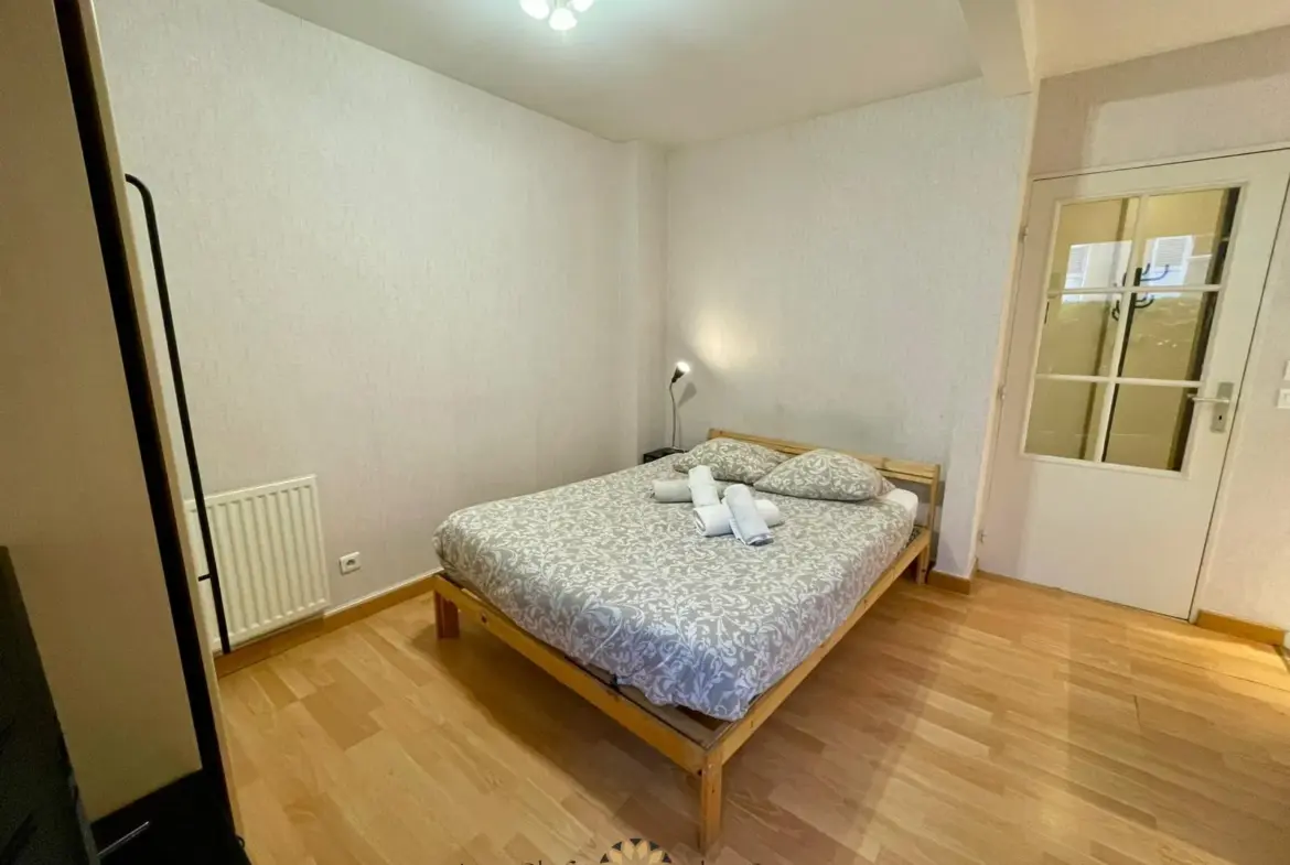 À vendre : Grand studio avec terrasse à Reims secteur Moissons 