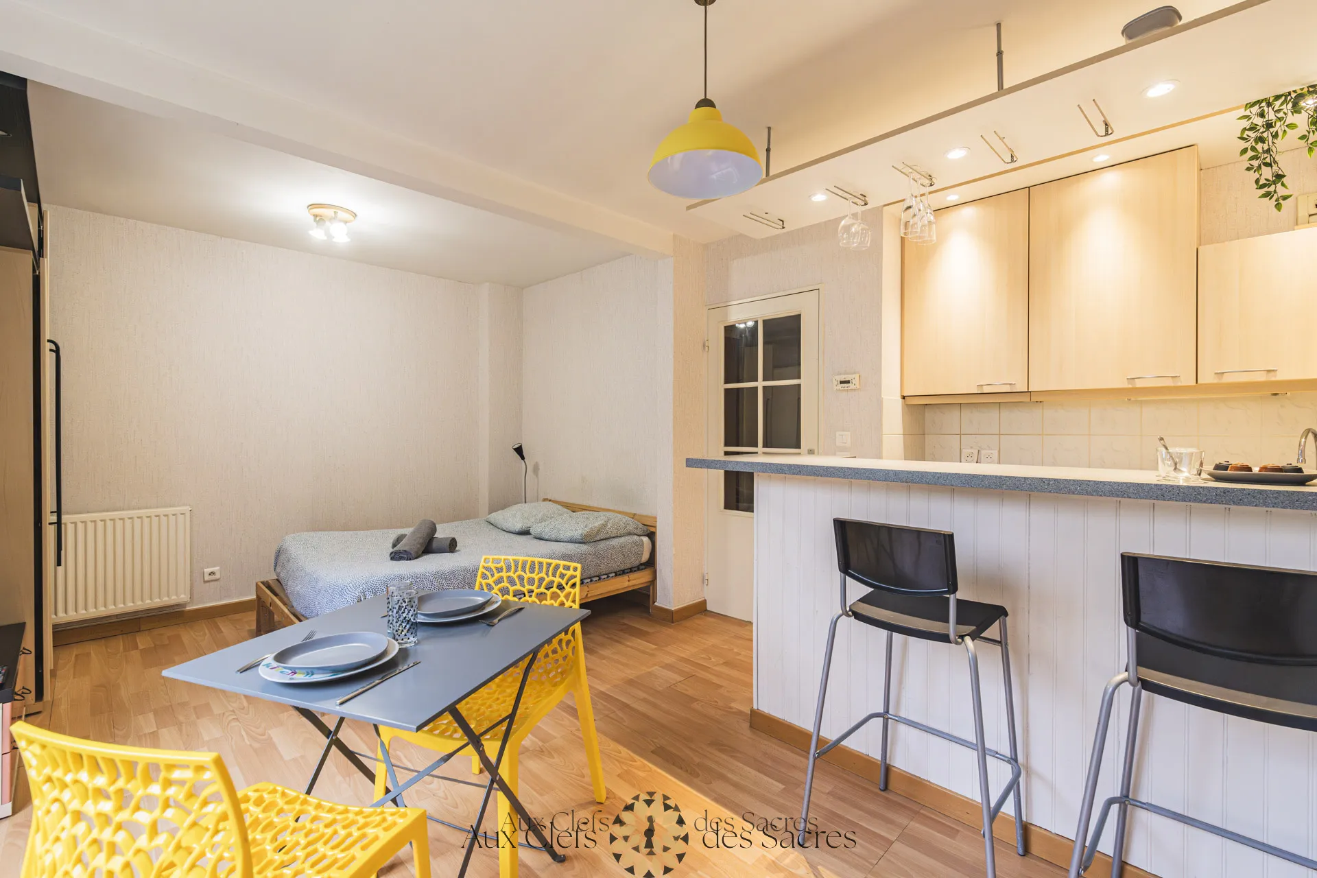 À vendre : Grand studio avec terrasse à Reims secteur Moissons 