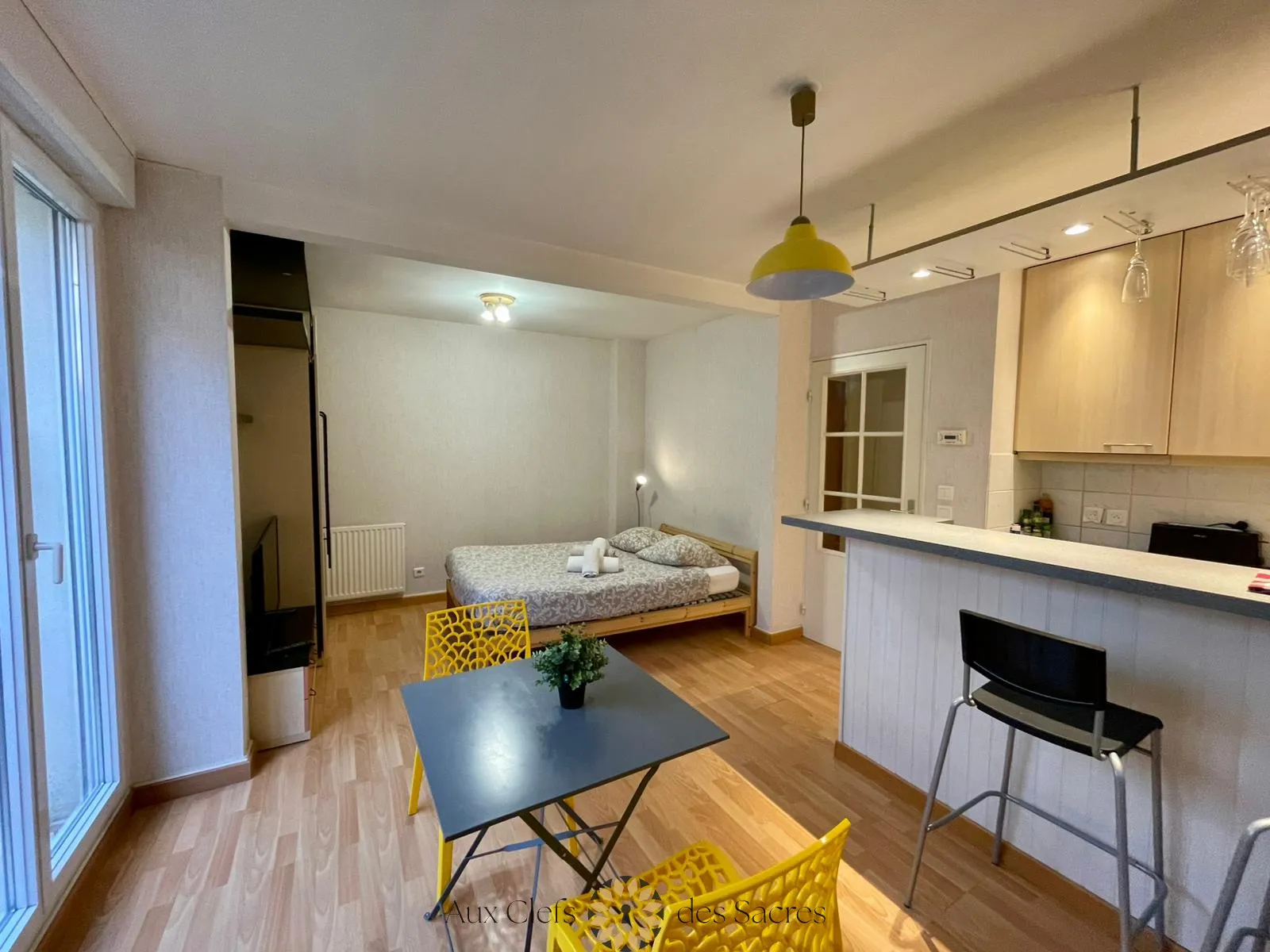 À vendre : Grand studio avec terrasse à Reims secteur Moissons 