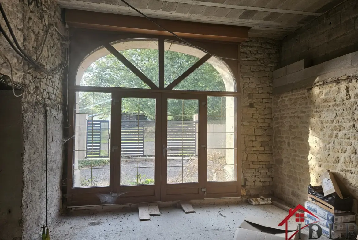 Maison rénovée de type F5 à vendre en Haute-Saône 