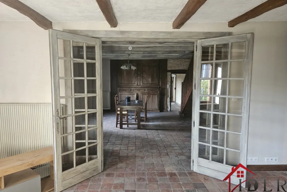 Maison rénovée de type F5 à vendre en Haute-Saône 