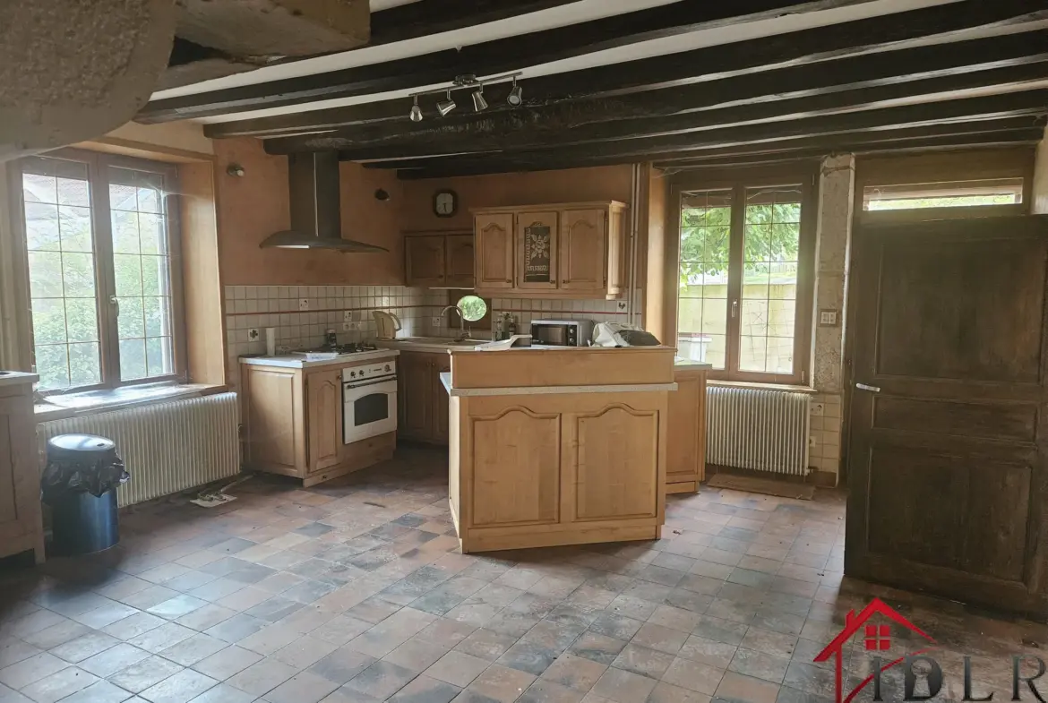 Maison rénovée de type F5 à vendre en Haute-Saône 
