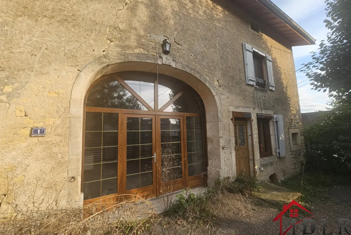 Maison rénovée de type F5 à vendre en Haute-Saône 