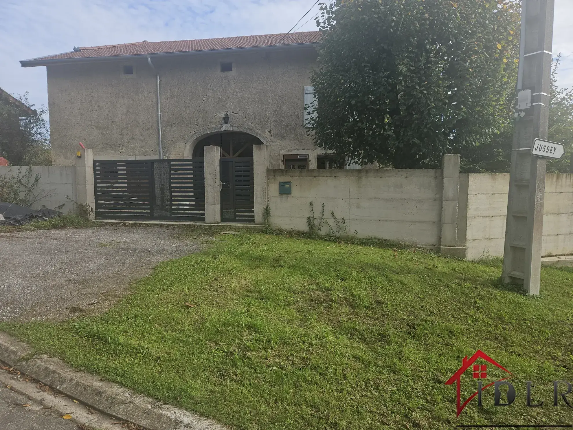 Maison rénovée de type F5 à vendre en Haute-Saône 