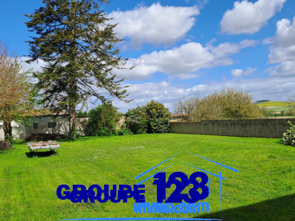 Maison familiale spacieuse à vendre à Villiers-sur-Tholon 