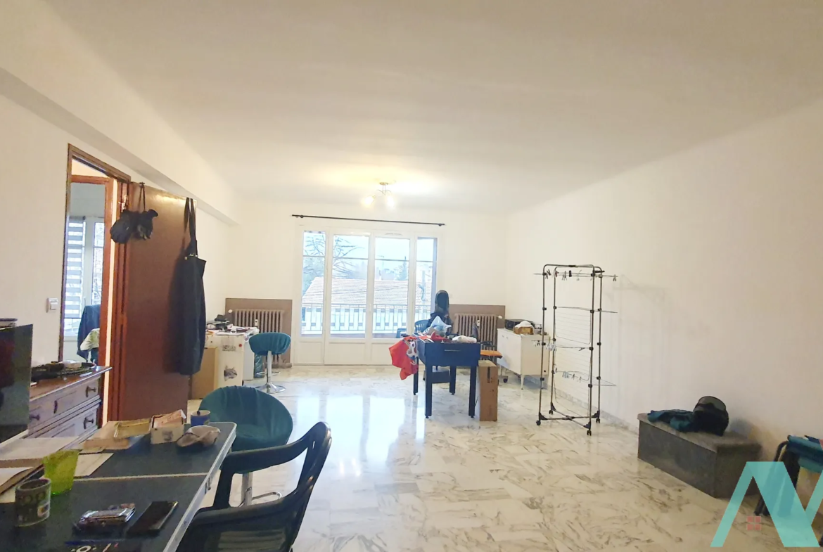 Appartement T3 lumineux à vendre à Draguignan 