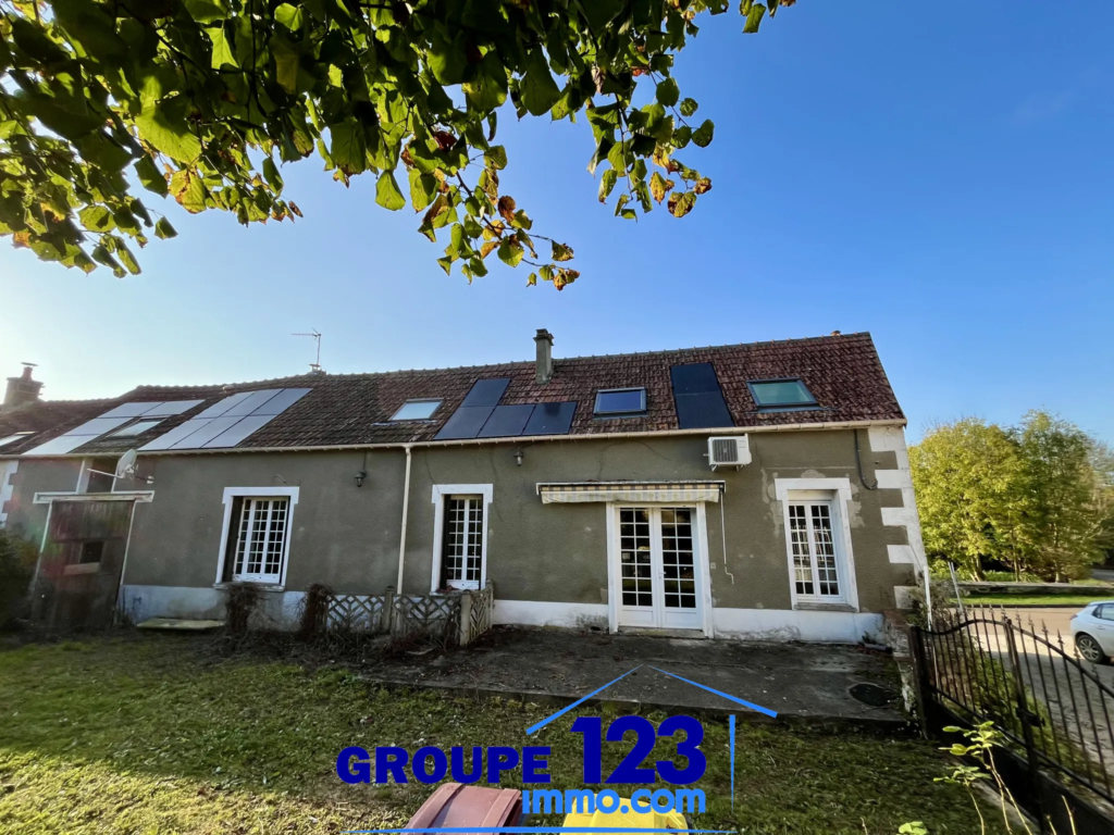Charmante maison de 103 m² à Escamps avec potentiel d'aménagement