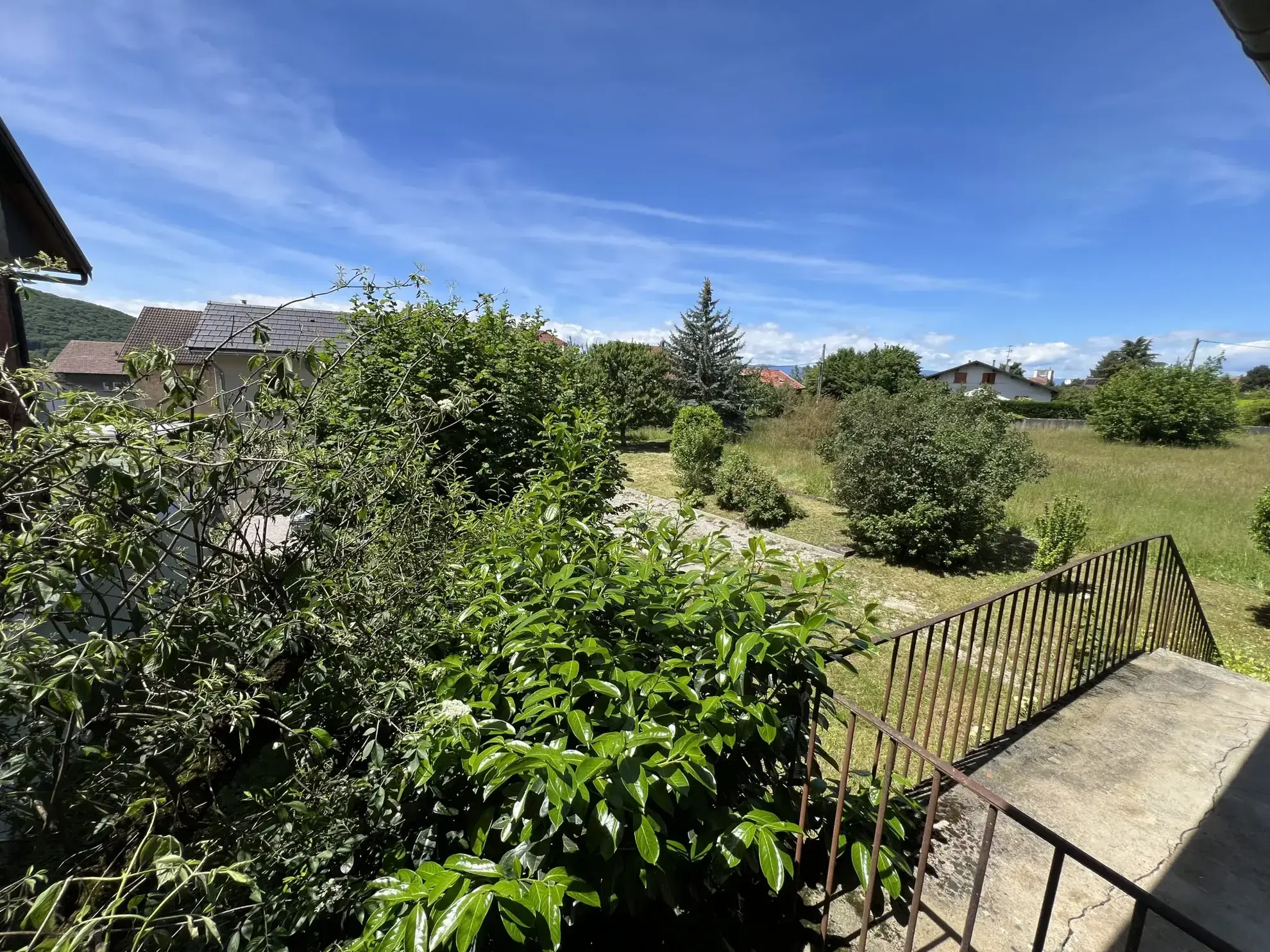 Ferme à rénover de 200 m² à vendre à VETRAZ-MONTHOUX pour 299 000 € 