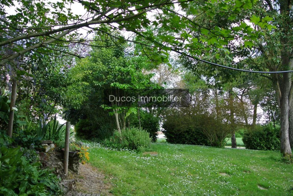 Ancienne ferme rénovée à Marmande avec 2 logements 