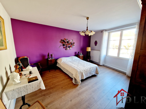 Maison de 260 m² habitables à Voisey, sans travaux 