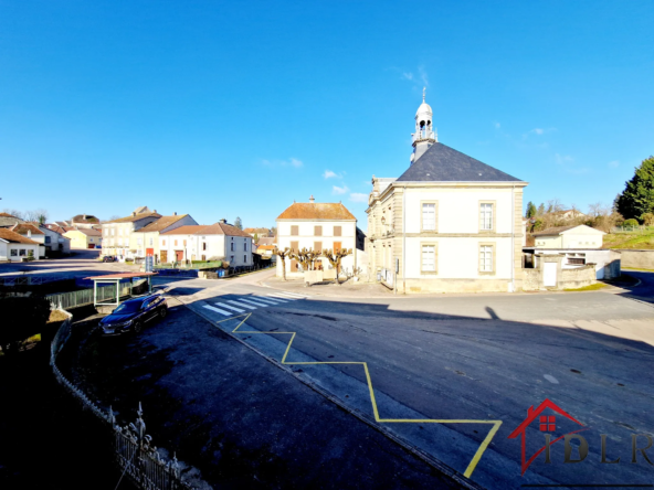 Maison de 260 m² habitables à Voisey, sans travaux 