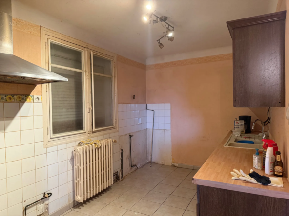 Maison à rénover à Ussac - Proche de Brive 