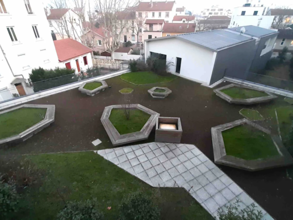 T2 Lyon 8e Avec Balcon et Garage - Investissement Locatif 