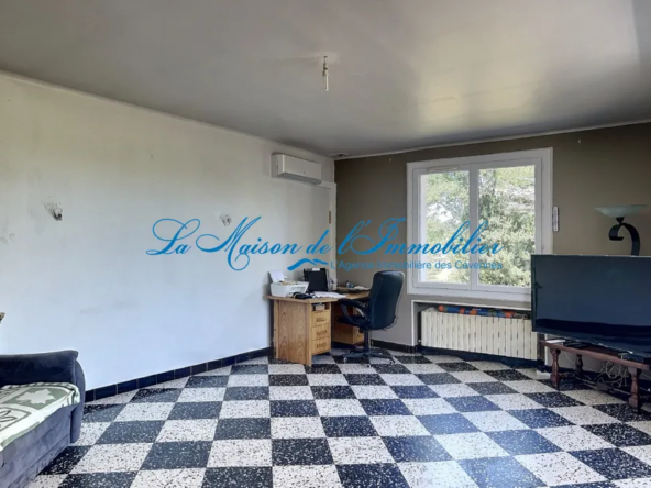 Maison plain-pied de 4 pièces sur un terrain de 2813 m² à Rousson 