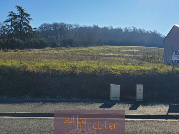 Terrain à bâtir viabilisé proche Albi avec vue dégagée 