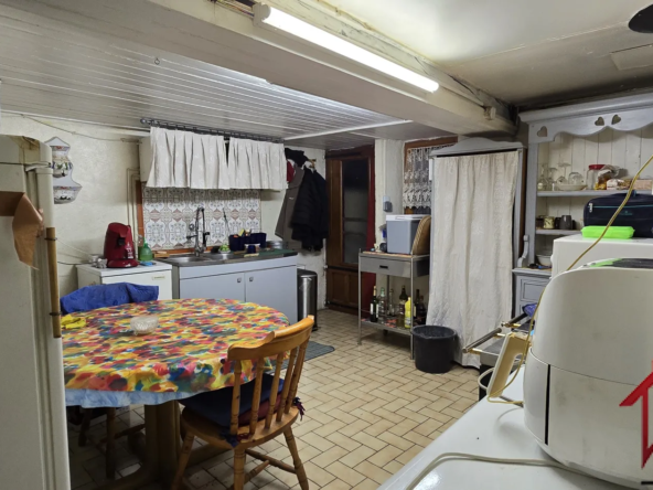 Maison de Village Rénovée de 191 m² à Baume-les-Dames 