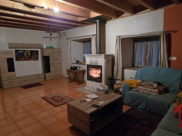Maison de Village Rénovée de 191 m² à Baume-les-Dames 