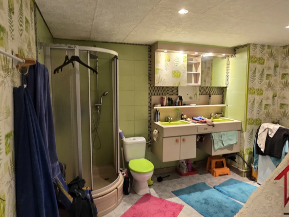 Maison de Village Rénovée de 191 m² à Baume-les-Dames 