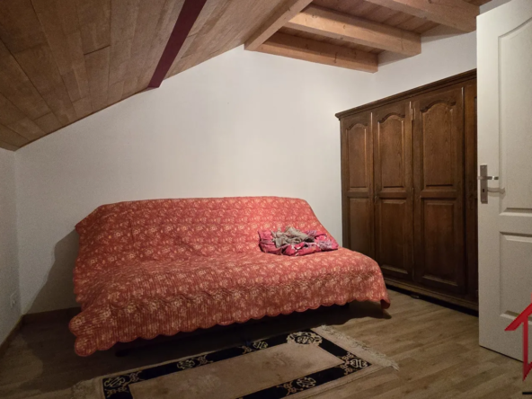 Maison de Village Rénovée de 191 m² à Baume-les-Dames 