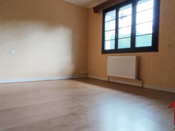 Pavillon cinq chambres à vendre à Chaumont - 175 m² 
