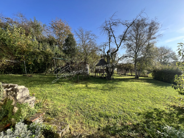 Maison familiale avec vue imprenable à La Marche - 161 000 € 