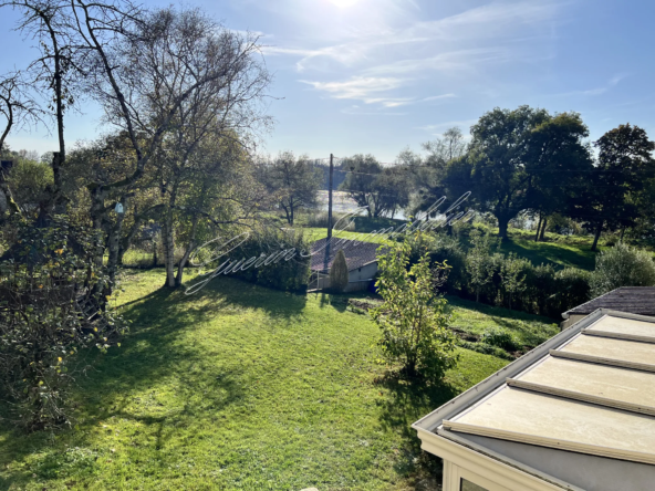 Maison familiale avec vue imprenable à La Marche - 161 000 € 