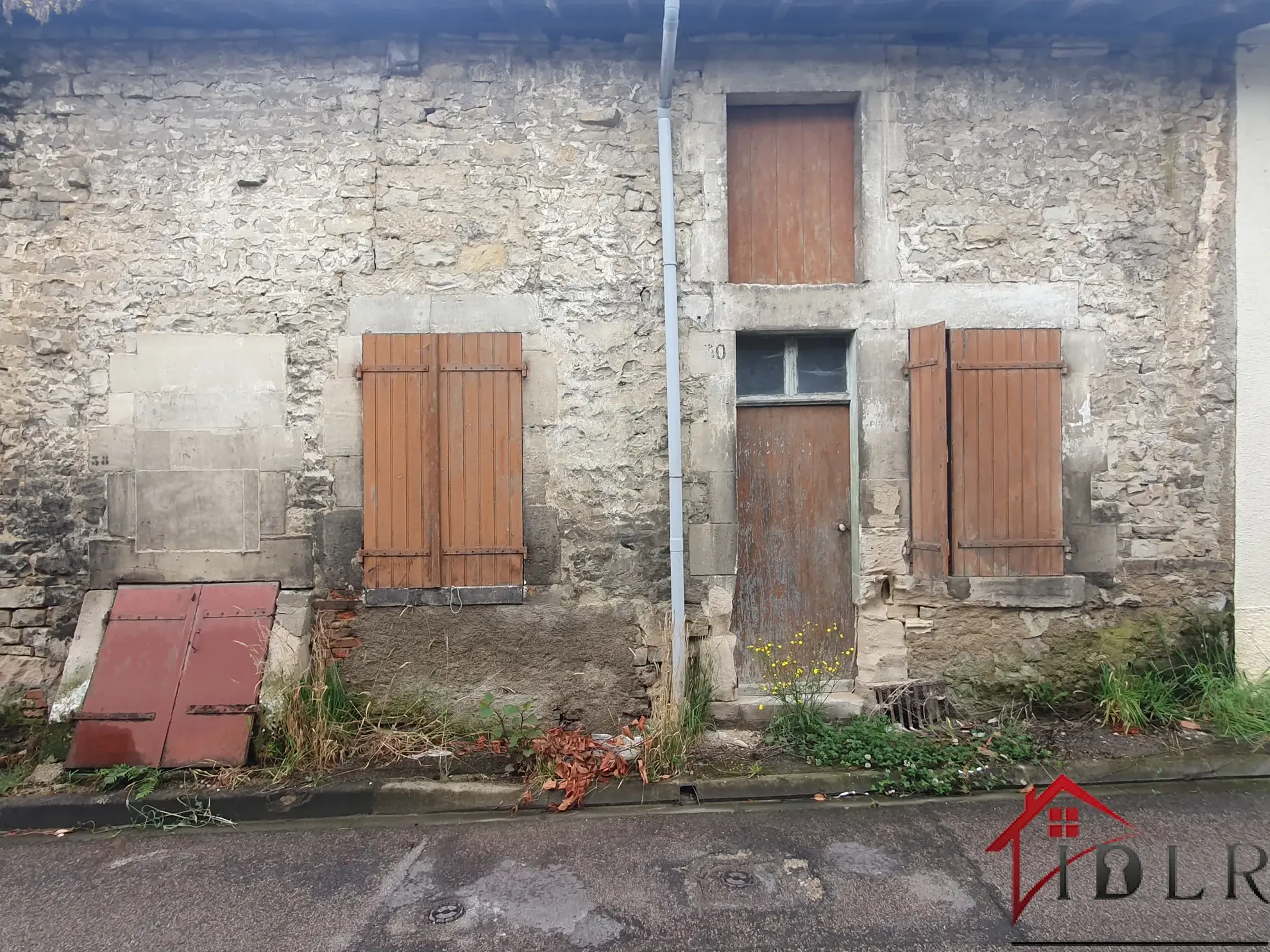 Investissement : Deux maisons à restaurer près de Saint-Dizier 