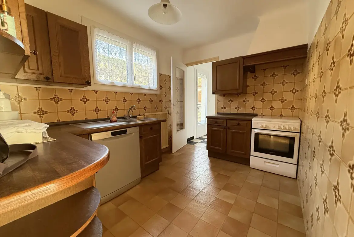 Maison F4 à vendre à Arles sur Tech avec terrasse et jardin 