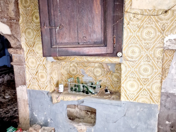 Maison ancienne à rénover à Melay 