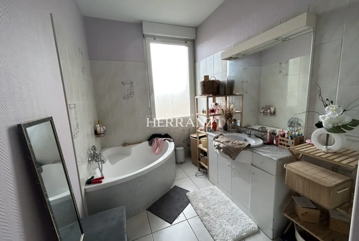 Appartement à vendre à Saint-Denis de Pile - Opportunité d'investissement 