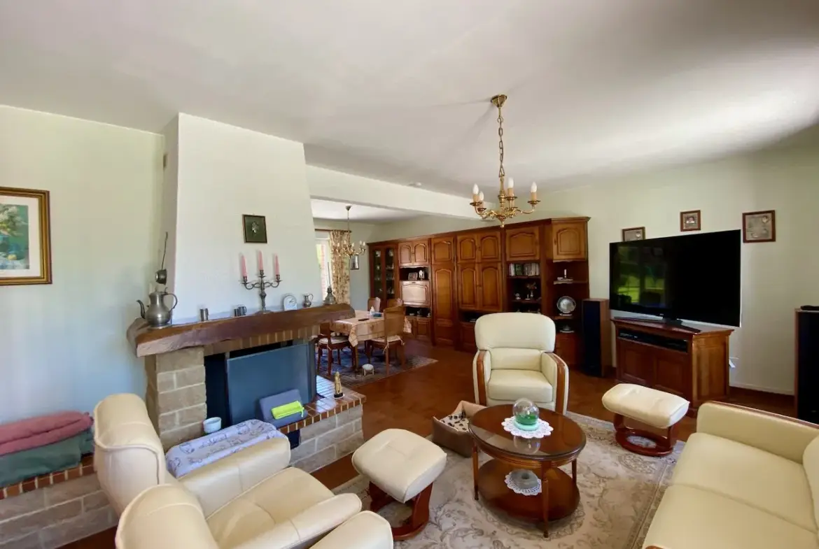Maison individuelle à vendre à Maubeuge - 4 chambres, jardin 