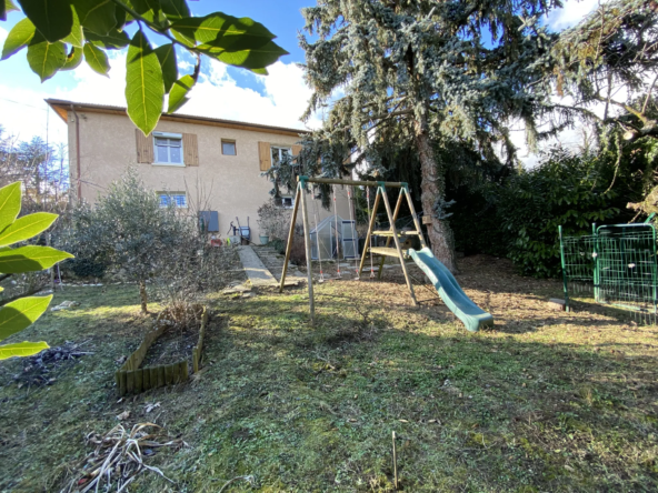 Maison lumineuse 86 m² à Annonay à 195 000 € 