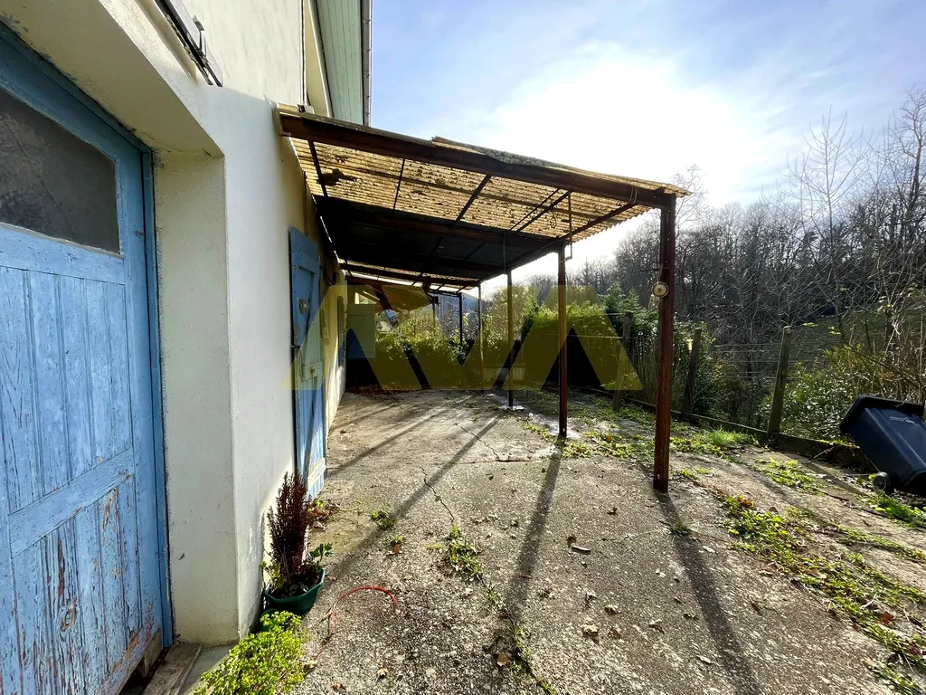 Maison mitoyenne des années 60 à Garindein 