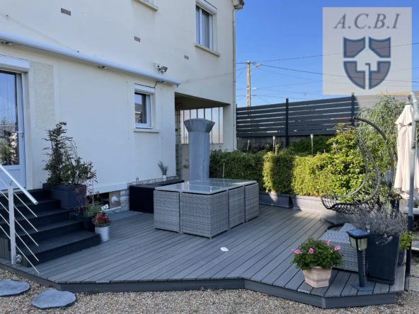 Maison spacieuse à Vendôme, 10 minutes du centre-ville avec jardin clos 