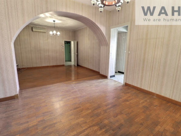 Maison de Ville 6 Pièces 140m² avec Cour à Lunel 