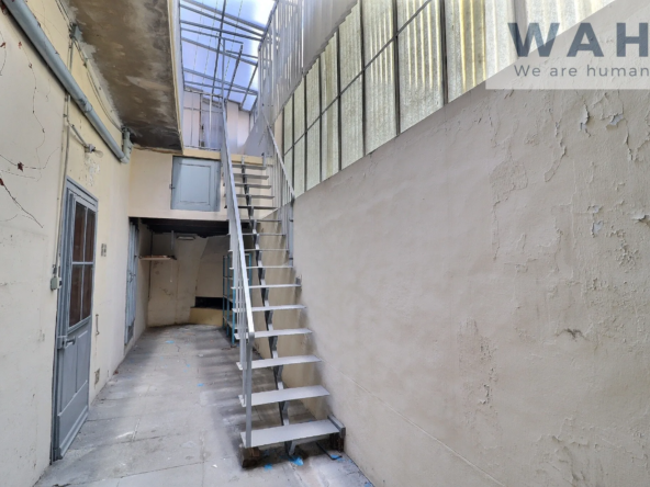 Maison de Ville 6 Pièces 140m² avec Cour à Lunel 