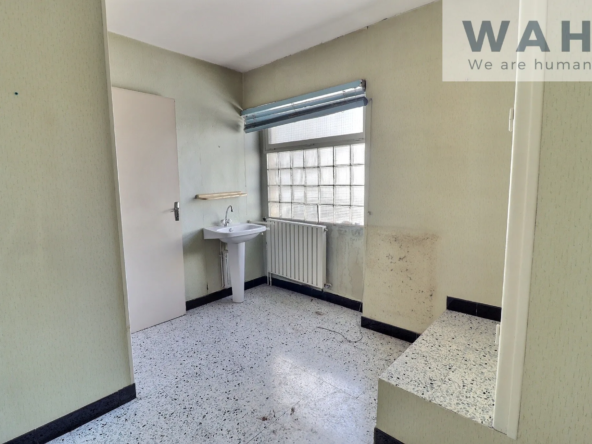 Maison de Ville 6 Pièces 140m² avec Cour à Lunel 