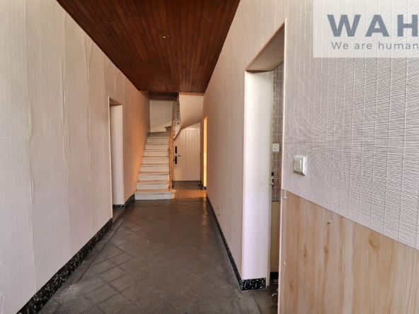 Maison de Ville 6 Pièces 140m² avec Cour à Lunel 