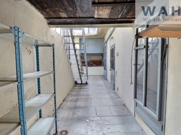 Maison de Ville 6 Pièces 140m² avec Cour à Lunel 