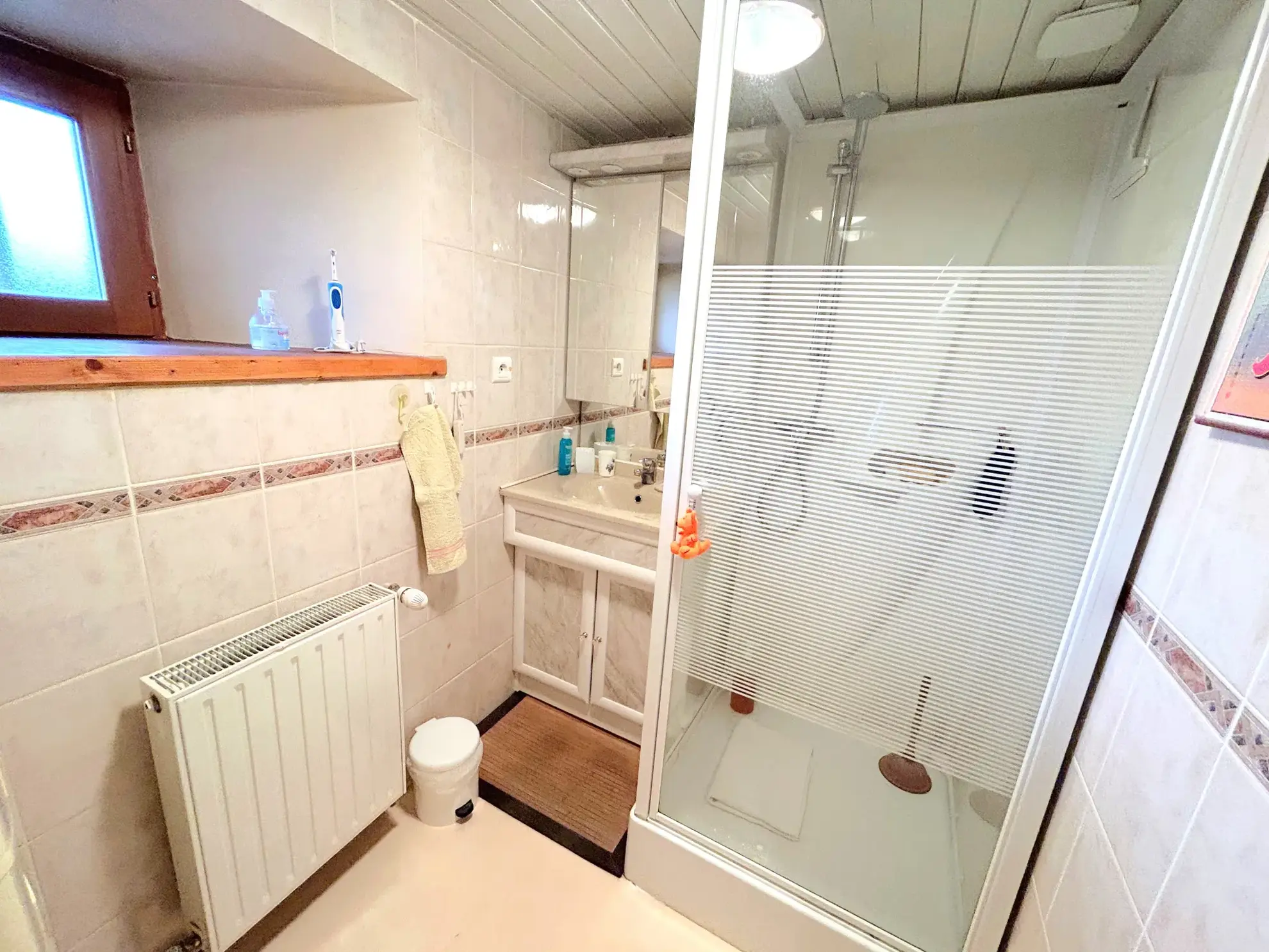Maison familiale avec 3 chambres à Usson-en-Forez à vendre pour 159 000 € 