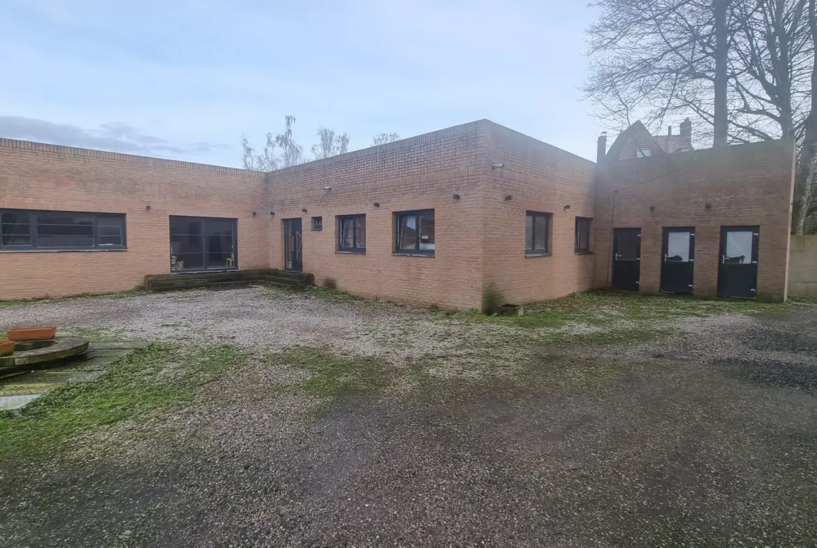 À vendre : Château d'exception à Loos, près de Lille pour 2 550 000 € 
