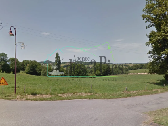 Terrain constructible de 3 200 m² à vendre à St-Martin 
