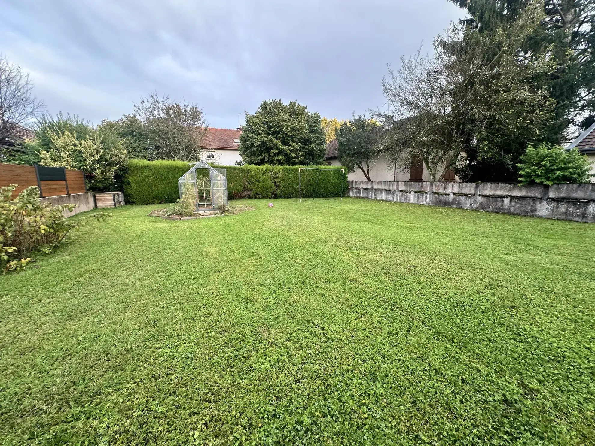 Maison T6 à vendre à Valentigney - 143 m² sur terrain de 8,90 ares 