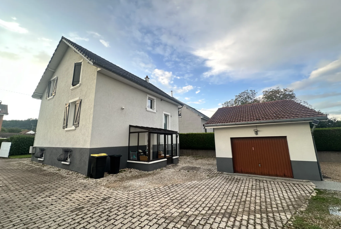 Maison T6 à vendre à Valentigney - 143 m² sur terrain de 8,90 ares 