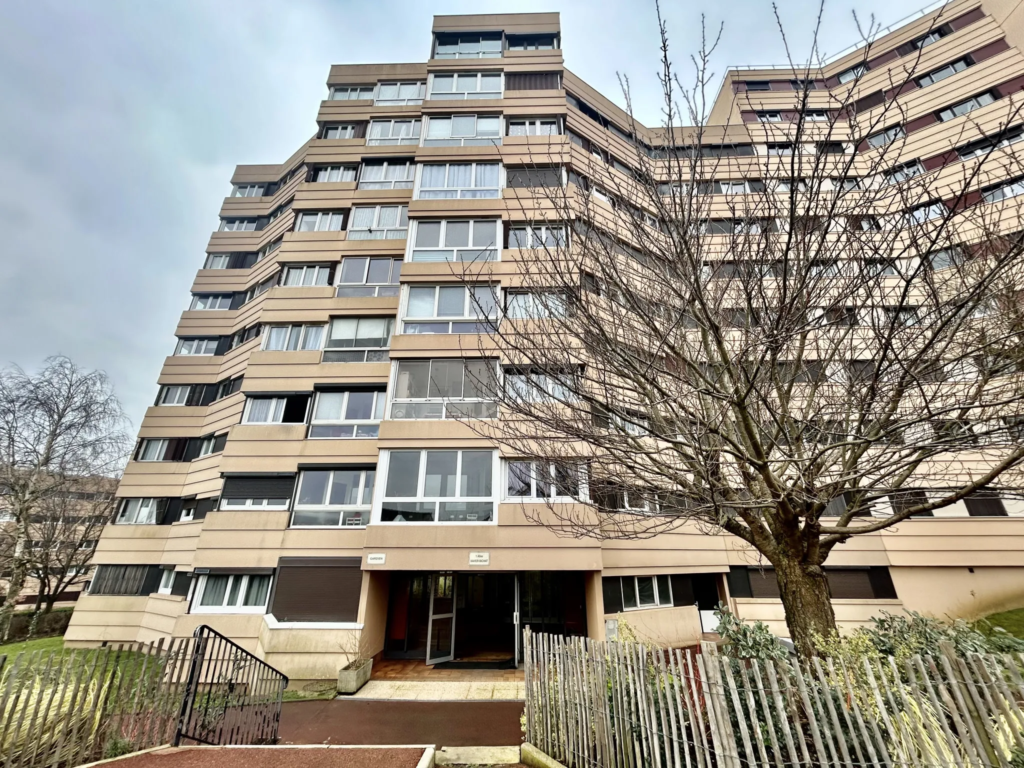 Vente d'un Appartement 4 Pièces à Champs-sur-Marne
