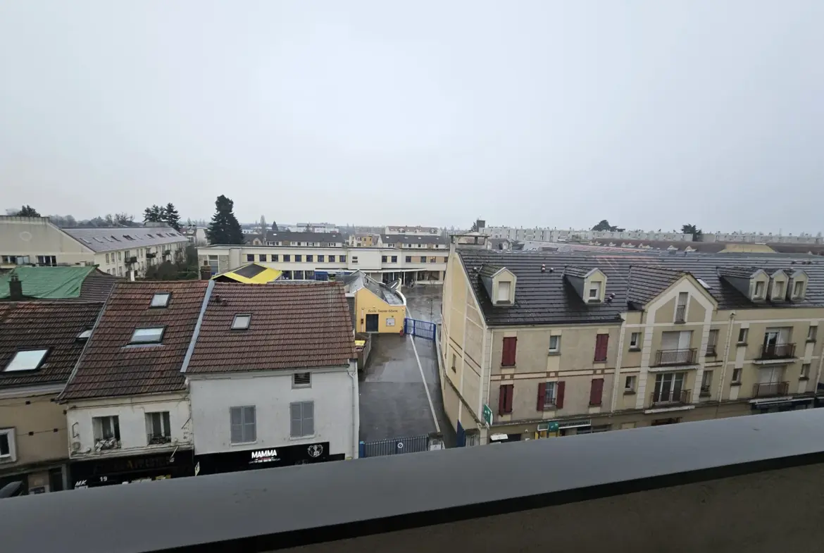 Appartement spacieux 4 pièces à Trappes (78190) avec parking 