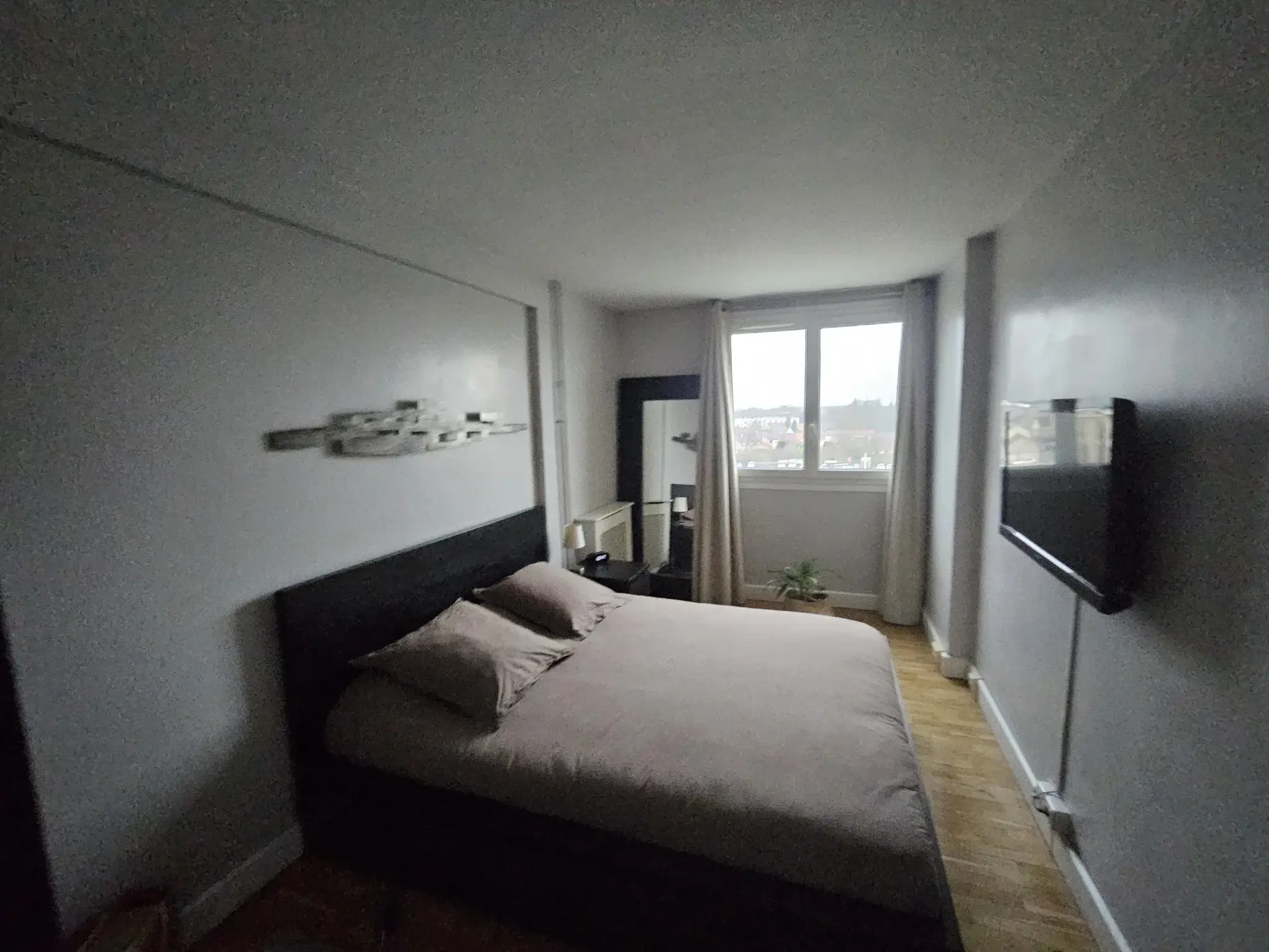 Appartement spacieux 4 pièces à Trappes (78190) avec parking 