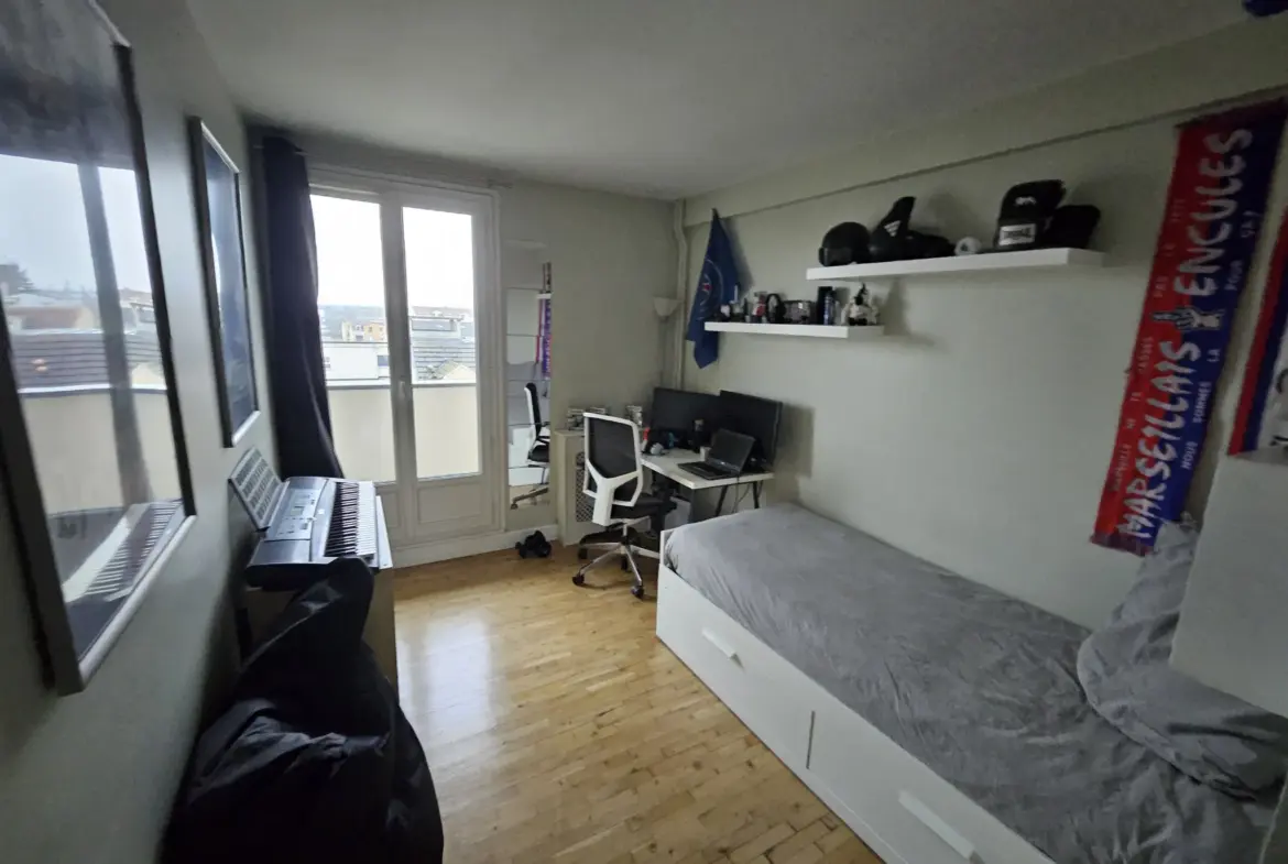 Appartement spacieux 4 pièces à Trappes (78190) avec parking 