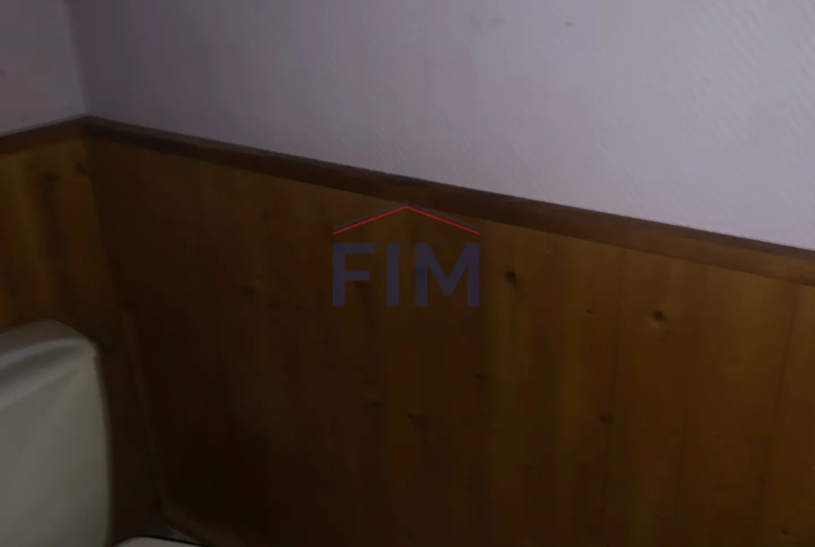 Maison de ville F3 avec cour privée à Dieppe - À rénover 
